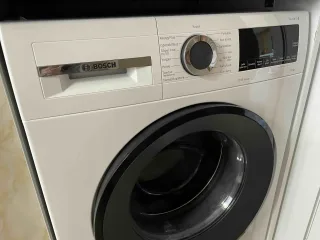 **** *.